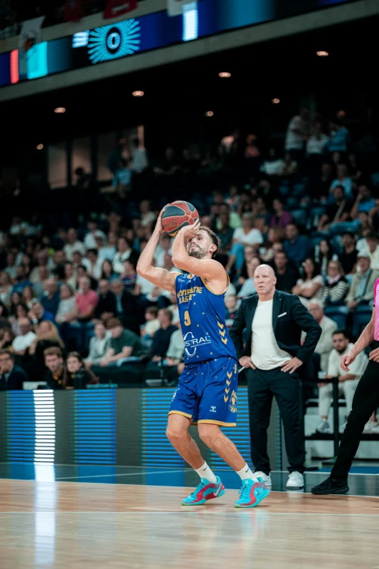 Champagne Basket - Caen